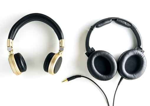wireless-headphones-vs-wired